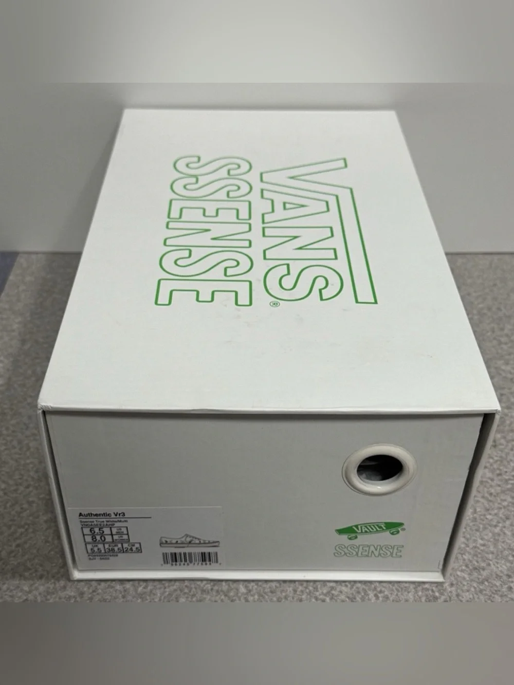 Vans x Ssense Authentic Vault Vr3 True White Unisex Size 6.5 Men/ 8 Women